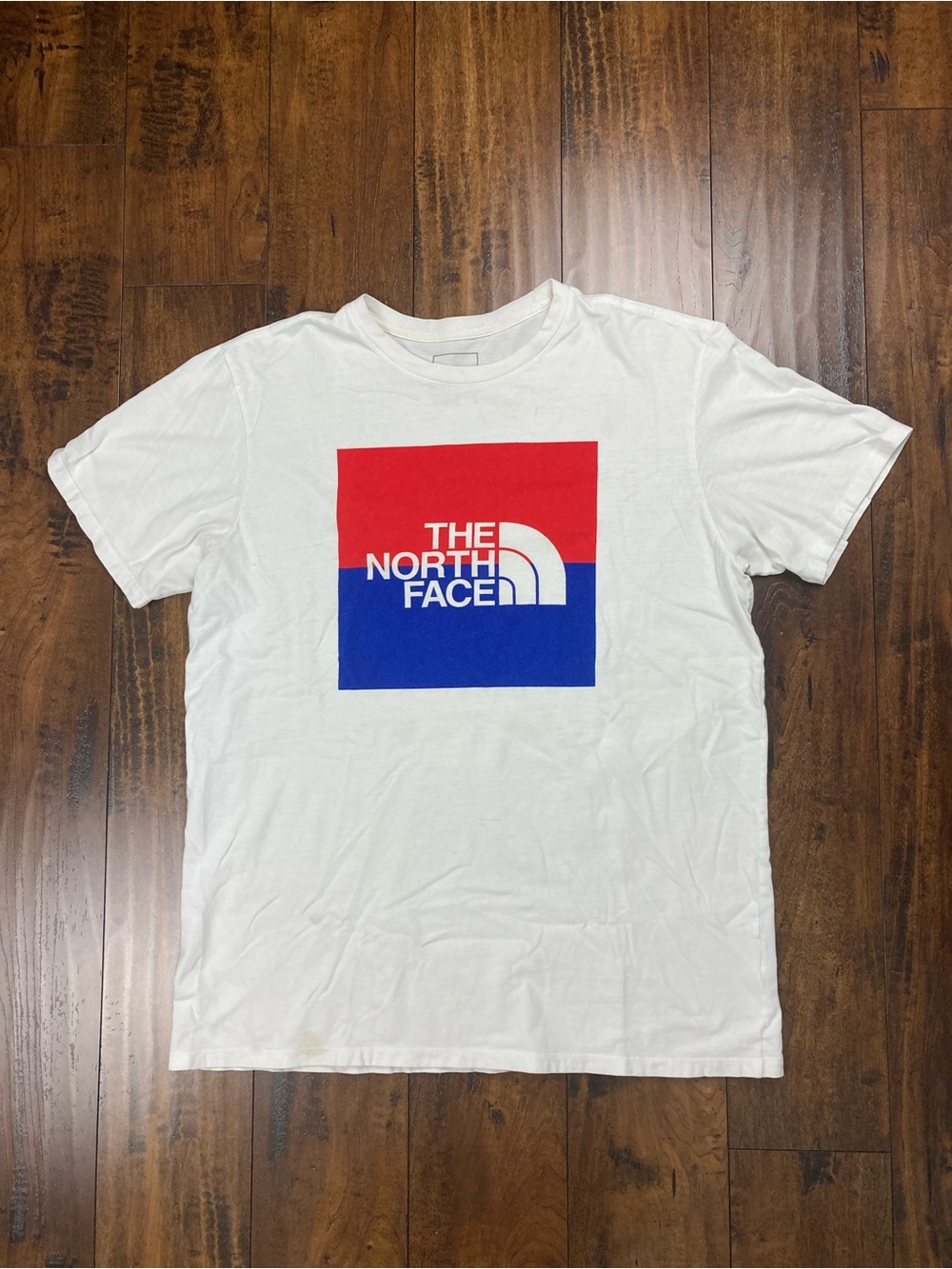 THE NORTH FACE TNF Men’s T-Shirt Red / White / Blue Logo Size LARGE